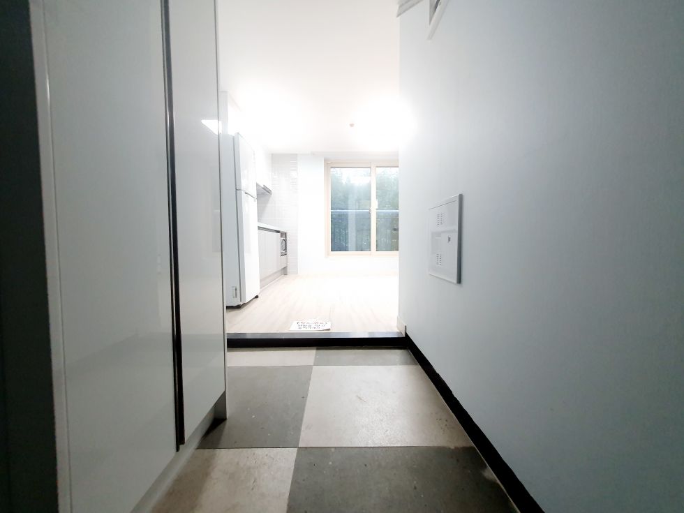 경남 진주시 칠암동 529-4 칠암동 강변부근 완전 신축 풀옵션 첫입주 원플!! 월세 매물번호 12616 사진 6