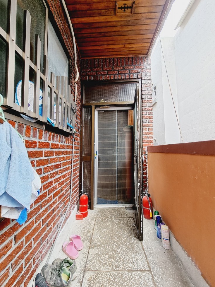 경남 진주시 상봉동 749-14 ♪상봉동 경진고등학교 입구♪ 2층 주택 입지 좋은 자리 주택 강추 매물~~ 매매 매물번호 14731 사진 4