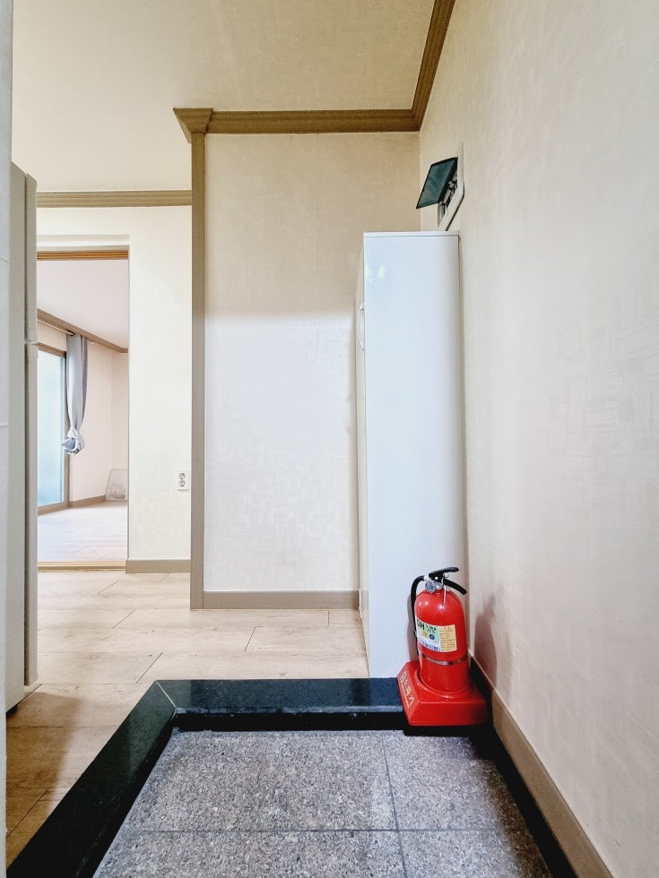 경남 진주시 상봉동 756-23 H §깔끔한 분리형원룸§ CCTV완비!! 보건대 앞 최고의 원룸 월세 매물번호 14456 사진 3