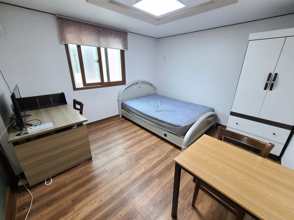 경남 진주시 칠암동 520-4 T 칠암동 완전한 풀옵션! 몸만 들어오시면 되는 최고의 원룸 월세 매물번호 14394 사진 1
