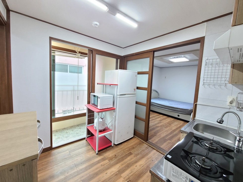 경남 진주시 칠암동 520-4 T 칠암동 완전한 풀옵션! 몸만 들어오시면 되는 최고의 원룸 월세 매물번호 14394 사진 4