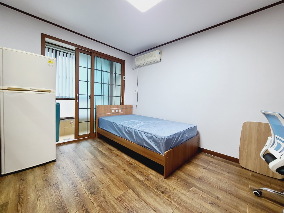 경남 진주시 호탄동 605-7 T 호탄동 가호공원 부근 풀옵션에 넓은 주차장 까지! 월세 매물번호 14576 사진 1