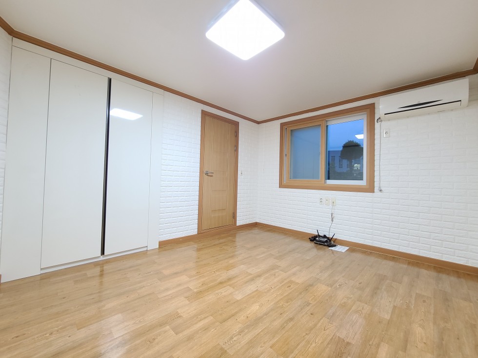 경남 진주시 상봉동 821-16 T 상봉동 봉원초등학교 인근 가성비 최강 원룸!! 전월세 가능합니다 전월세 매물번호 14359 사진 1