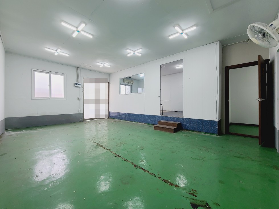 경남 진주시 상봉동 ▶상가임대◀ T 진주중학교 인근 30평대 상가 착한가격에 나왔어요~ 월세 매물번호 15889 사진 8