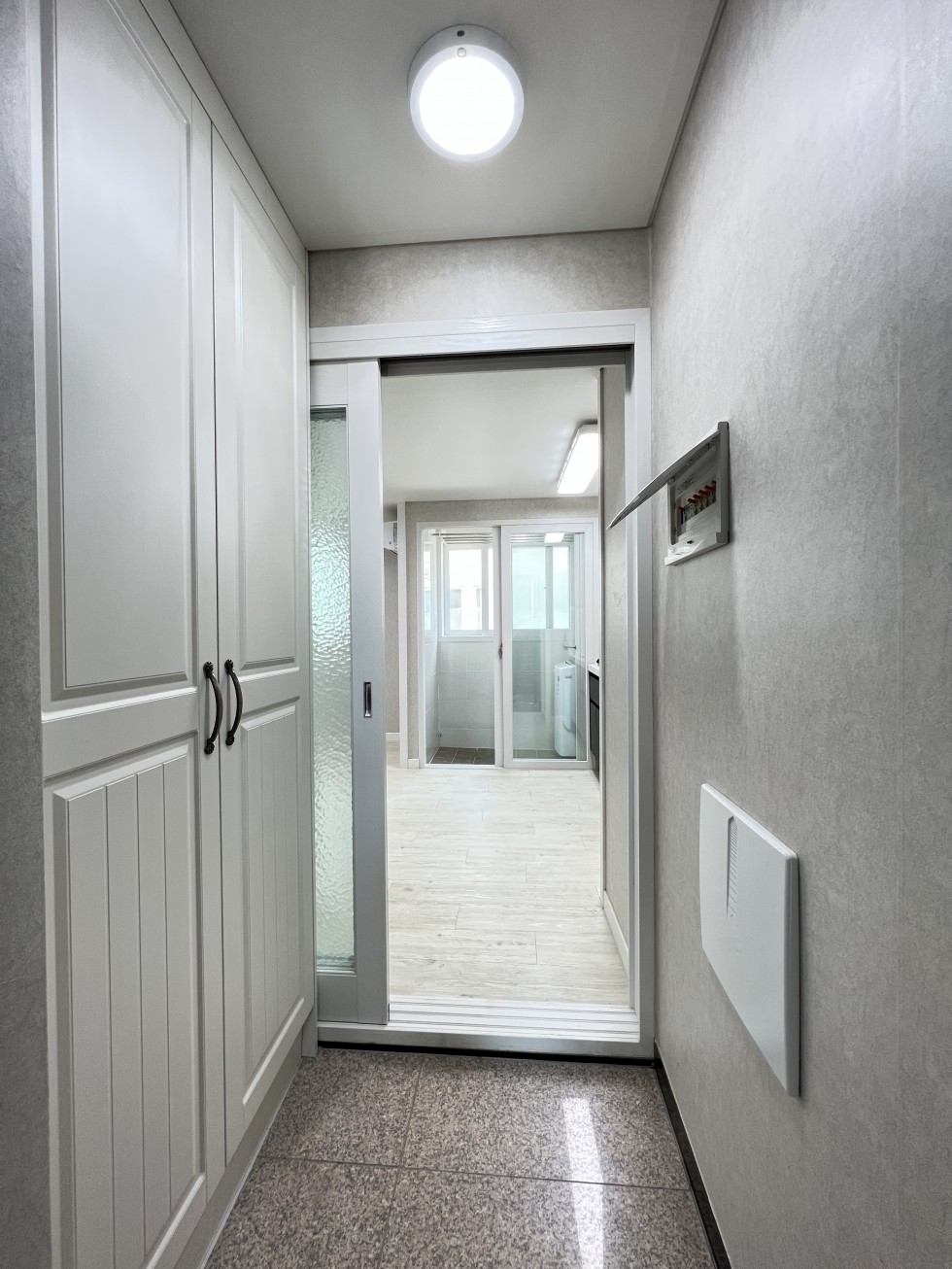 경남 진주시 신안동 #S끕매물# 신안동 신축 첫입주 1+1 룸 월세 매물번호 16062 사진 3